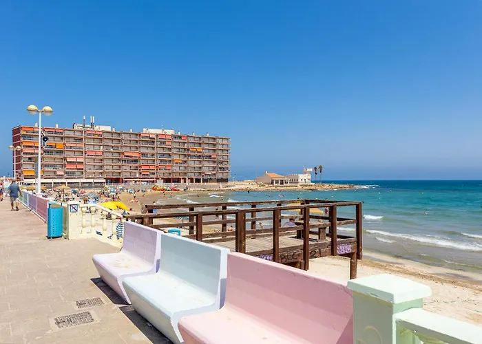 целиком, отличная студия, в 3 мин от пляжа 230 м,торревьеха в 3 мин от пляжа 230 м, торревьеха Daire *